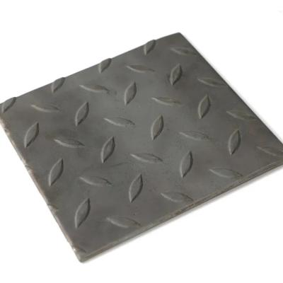 China Boat Plate Q235 Diamond Embossed Plate 4x8 Mild Carbon Steel Checkered Plate for sale