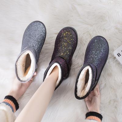 China CUSHIONING Fashion Women Plain Shorts Knit Woman Winter Boots for sale