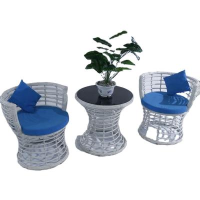 China Modern Patio Furniture Set Garden Sets Living Room Furniture Rattan Wicker Table And Chairs for sale