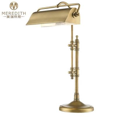 China Luxury Meredith Vintage Pulley Attic Style Nordic Industrial Solid Brass Lamp Study Table Lamp for sale