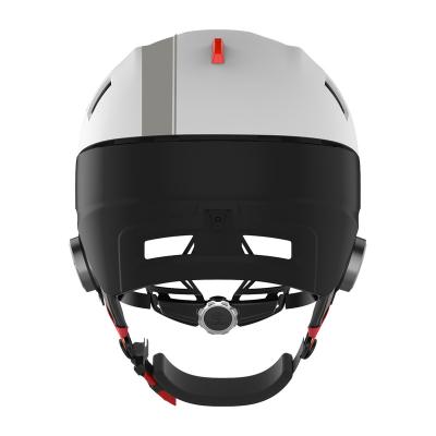 China Ski Helmet Shield Adult Ski Helmet With Walkie Talkie Smart Function Of The Latest Sport 2021 Unique Design Hot Sale for sale