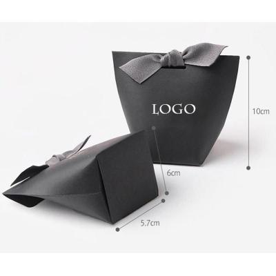 China Foldable Custom Wedding Birthday Party Lolly Gift Box Paper Cardboard Gift Bag for sale