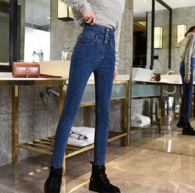 China Breathable factory sale short jeans women cotton women designer jeans for sale