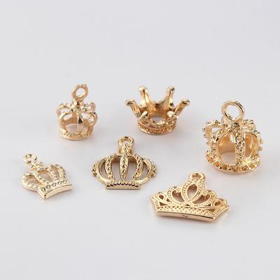 China Amazon Cute Hot Sale DIY Handmade Accessories, Crown Dimensional Dish Pendant, Use For Hair Accessories, Etc. for sale