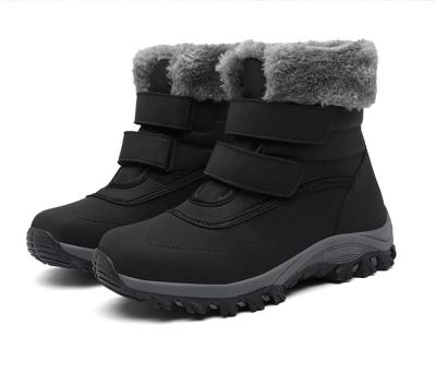 China Fashion Trend Winter Ankle Snow Boots With Warm Fur Striping Waterproof Women Anti Slip Booties Warm Rise Shoes for sale