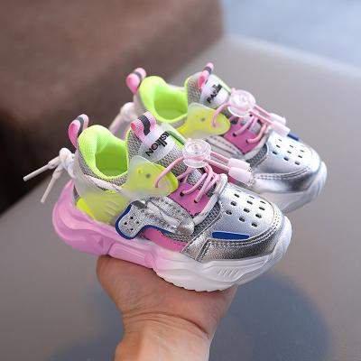 China 2020 New Fashion Rainbow Breathable Kids Sports Shoes For Girls Sneakers Students Breathable Mesh Children Shoes Boys Girls Sneakers Light for sale