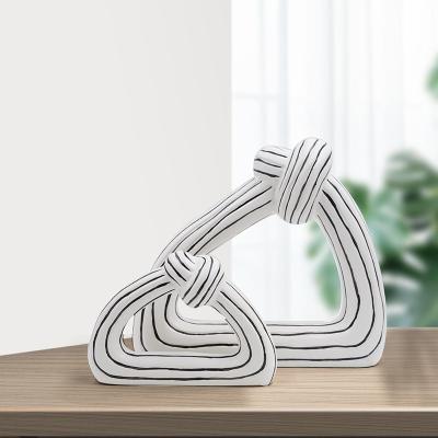 China Art Deco Wholesale Creative Nordic Modern Triangle Knot Desktop Ceramic Decoration Simple Home Work Art Ornaments for sale