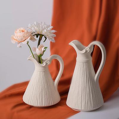 China Modern Garden Ceramic Water Kettle Vase Creative Desktop Bud Vase Flower Pot Wedding Modern Flower Vase Decoration for sale