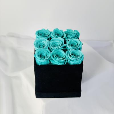 China Durable Custom Luxury Square Bouquet Florist Flower Packaging Gift Box Paper Square Rose Box Preserved Rose In for sale