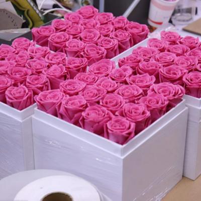 China Best Lasting Gift Box Stabilized Forever Rose Box Eternal Rose Preserved Rose Flower Box Acrylic for sale