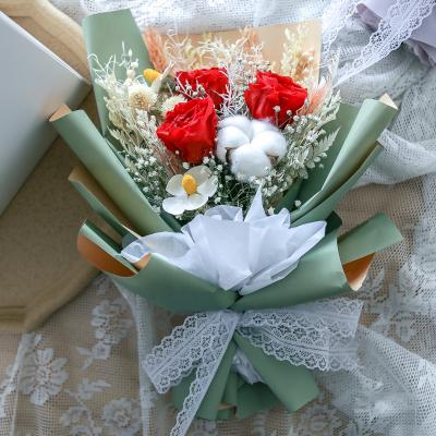 China Durable Creative Wedding Gift Box Preserved Flower Bouquet Bridal Flower Bouquet Luxury Wedding Bouquets For Bride for sale