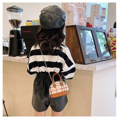 China Lovely Casual Soft Donut Cross - Lightweight Body Bag Children Girls Donut Candy Shoulder Pouch Coins Kids Accessories for sale