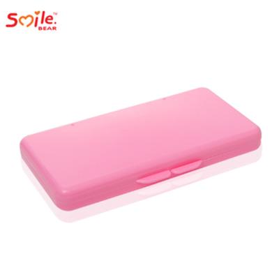 China Sub Free BPA Wholesale Square Pack Portable Box Customized Logo Colorful Wet Tissue Box for sale