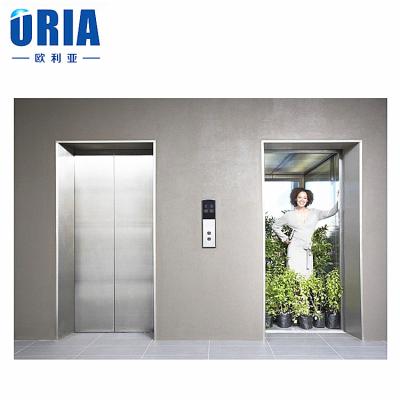 Cina 6 Person Commercial Passenger Elevator 0.5-2.5m/s Stainless Steel in vendita