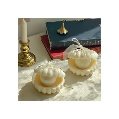 China Birthdays Scented Candles Wholesale Different Shaped White Candle Scent Candles For Religious Activities for sale