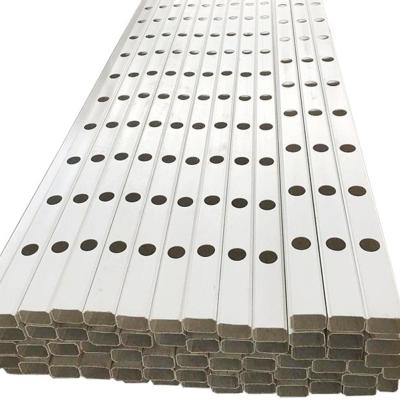 Chine Écologique 120*120 mm carré en PVC pour les systèmes de culture hydroponiques de NFT en PP à vendre