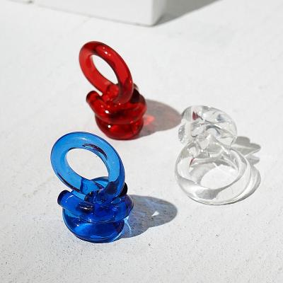 China Material Friendly 1980s Personalized Acrylic Rings For Women Simple Acrylic Transparent Twisted Ring for sale