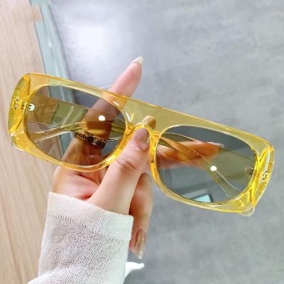 China Fashion Retro Sunglasses Custom Thick Frame Sunglasses Vintage Polarized Rectangle Sunglasses Women for sale