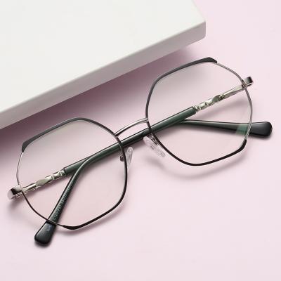 China 2022 OEM Wholesale Brand Brand Glass Eye Sight Square Metal Design Popular Italy Design Glass Anti-blue Glasses for sale