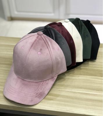 China Women COMMON Velvet Dad Embroidery Blank Hat Custom Design Luxury Velvet Soft Baseball Cap for sale