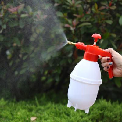 China Garden Factory Direct Plastic Garden 800Ml/1500Ml Mist Hand Pressure Sprayer Bottle for sale