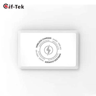 China New Design Mobile Phone 10w Qi Portable Ultra Thin Credit Card Wireless Charger For Gift Custom Fast Charging Wireless Logo Protection for sale