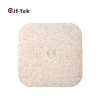 China Cell Phone Wheat Straw Material 5w Square Shape Wireless Charger For All Type Cell Phones for sale