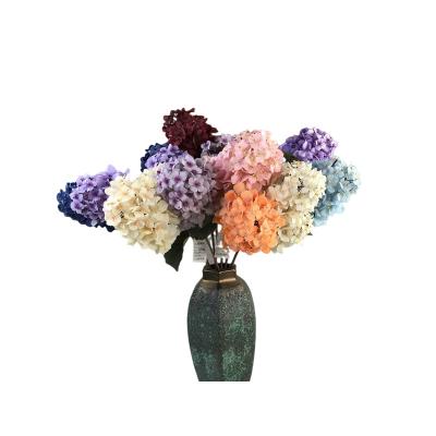 China Hot Selling Eco-friendly Item Artificial Flowers Wall Hydrangea Flowers Artificial Decorative Wedding Flower Arrangement In Hotel Decoration for sale