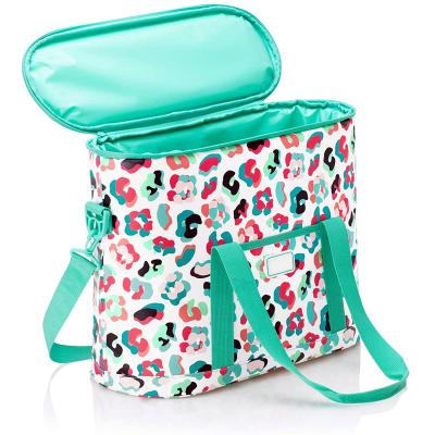 China Waterproof, And Soft Insulated Beach Bag With Shoulder Strap, Outside Pockets, And Airtight Zipper for sale