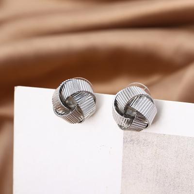 China CLASSIC 2021 New Design Fashion Custom Stud Earrings For Women Jewelry Studs High Quality Circle Iron Magnetic Earrings for sale