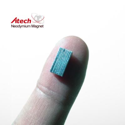 China Industrial Tiny Magnet 5X1X0.3MM Magnet Block For False Eyelash for sale