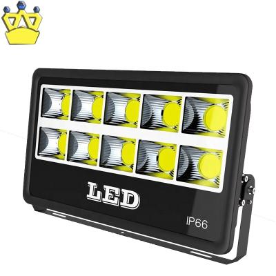 China Sports Stadiums High Brightness Flood Light IP67 50W-600W Waterproof Outdoor Led Flood Garden Light for sale