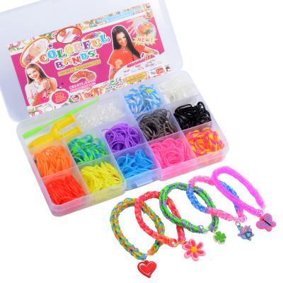 China A 600pcs Diy Rubber Colorful Elastic Band Hand Knitting Device Kids Toys Set For Bracelet Making for sale