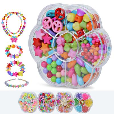 China DIY Acrylic Handmade Bracelet First Grade Education Acrylic Colorful Beads Box Kits For Girl Bracelet Making Toy Gift for sale