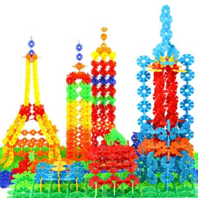 China Creative Educational Toy Snowflake Disc Plastic Snowflake Building Block Building Blocks For Children Building Blocks for sale