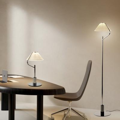 China JYLIGHTING Cross Border's Stylish Mediterranean Cozy Hotel LED Floor Lamp Arco moderno Design para sala de estar série Hot Money à venda