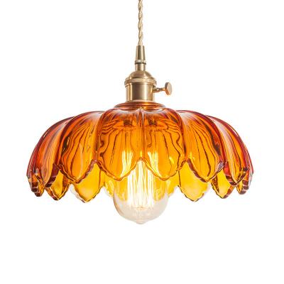 China Luminous Flux 110lm Vintage Flower Loft Drop 20cm Glass Pendant Light for sale