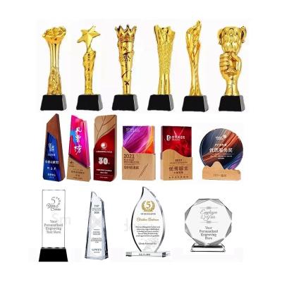 China Sports and Games Badminton Golf Basketball Tennis Military Acrylic Metal Trophy Awards Wooden Crystal Trophies for sale