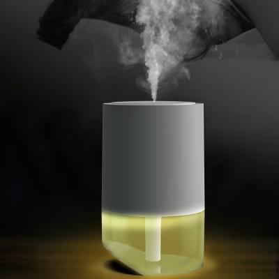 China Car Mini Portable Electric Mist Ultrasonic Essential Oil Diffuser Air Humidifier for sale