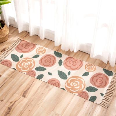 China Hot Selling Odorless Washable Rose Flower Bedroom Carpets Rugs Direct Selling From Amazon for sale