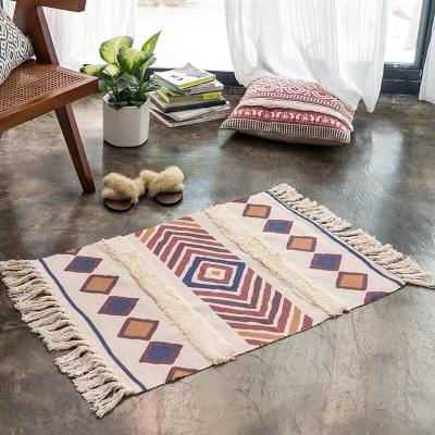 China Stain New Style Heavy Duty Cotton Woven Floor Mat Luxury Home Living Room Large Printed Tufted Rugs And Rugs for sale