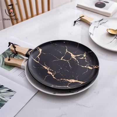 China Viable European Color Glazed Ceramic Dinner Dish With Handle Nordic Style Porcelain Dinner Dish With Handle for sale