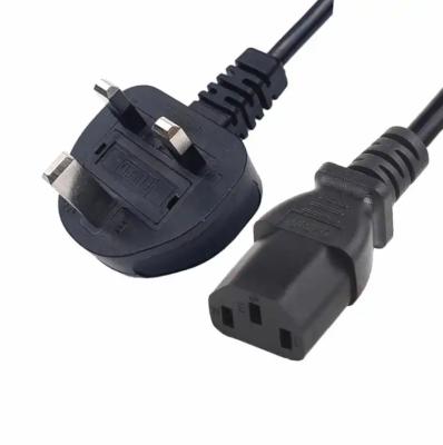 Chine HENG WELL Royaume-Uni 3 broches câble d'alimentation pour électronique de consommation 220V - 250V 13A à vendre