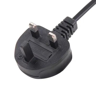 Chine Cable d' alimentation pour PC britannique, 2 broches 13A 250V Cordon d' alimentation 1.8m 2m 5m à vendre