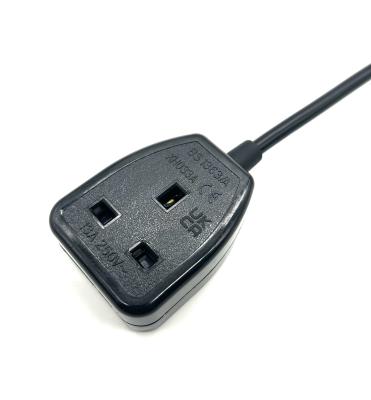 China UK Standard Extension Power Cord In H05VV-F 3*1.0 Sqmm 1 Way UK Socket To C14 power Cable for sale