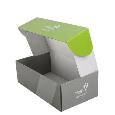 China Small T Shirt Recyclable Paper Packaging Parcel Cardboard Box With Lid for sale