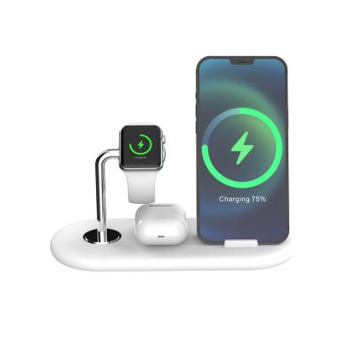 China 2022 New Product Customized Magnetic 3 in 1 Magnetic Wireless Charger Station for sale