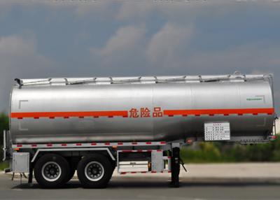 China 28000L 2 eixos Carbon Steel Tanker Trailer para o transporte de óleo combustível e diesel à venda