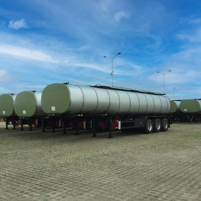 China Fuwa Axle 13t Mechinical Suspension Crude Oil Trailers For Sale for sale