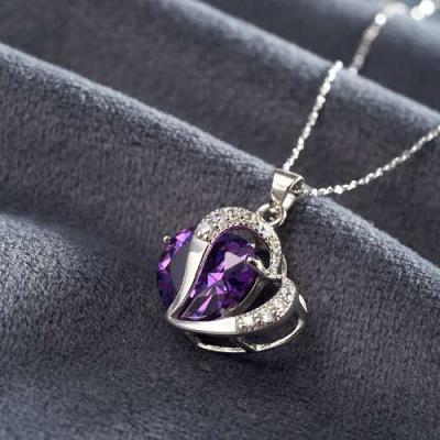 China Wholesale Amethyst Crystal Pendant Charm Fantasy Quality Amethyst Heart Contracted Pendant for sale